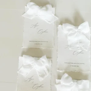 White bow tafelkaart